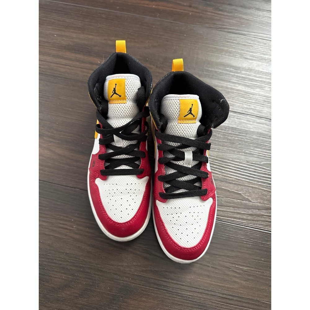 Youth Nike Jordan Size 3